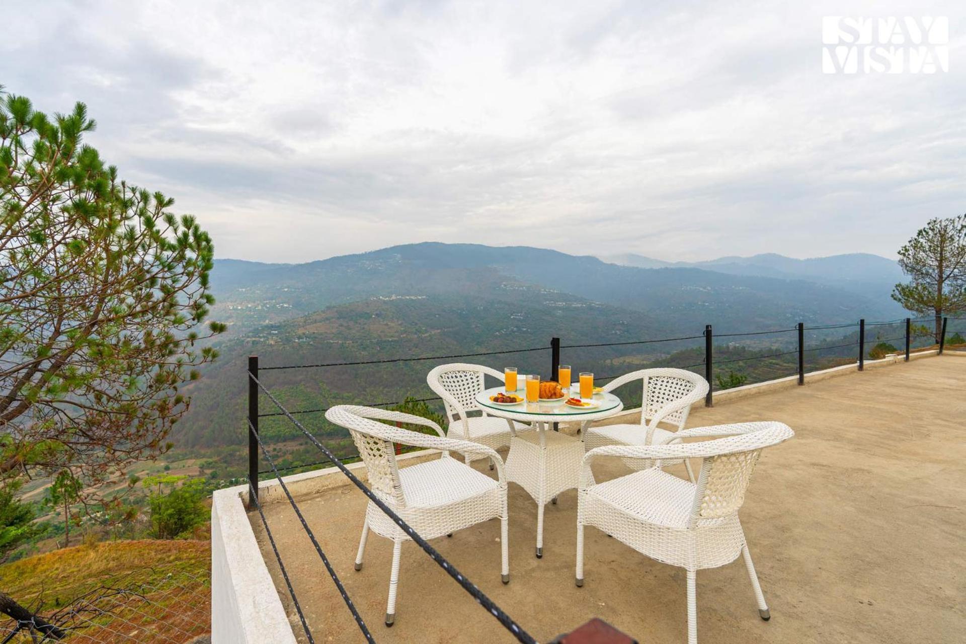 Stayvista At Luna Nova With Outdoor Pool - Ranikhet Exterior foto